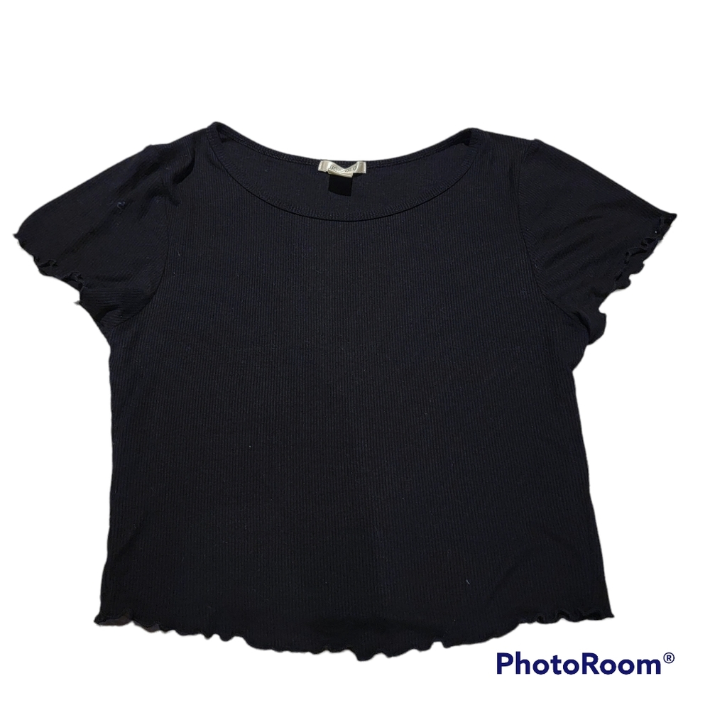 Large Black Ruffled Crop Top